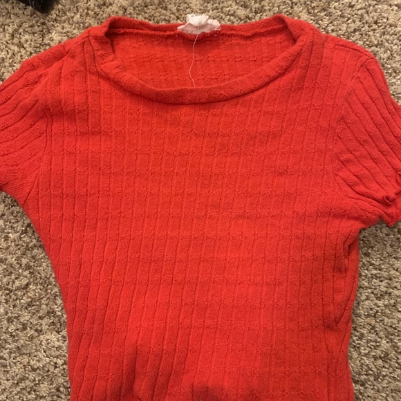ivy + main red tee - Picture 1 of 3